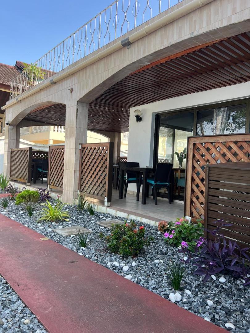 Residence Hoteliere Oceane Libreville Ngoại thất bức ảnh