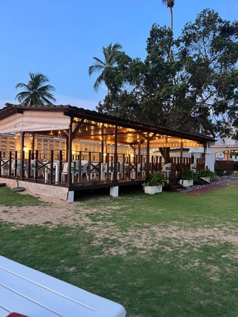 Residence Hoteliere Oceane Libreville Ngoại thất bức ảnh
